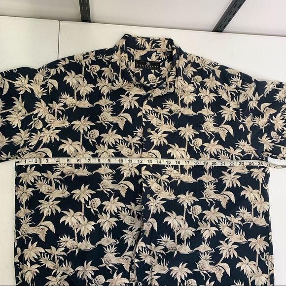 Consensus Tropical Button Down Short Sleeve Shirt - Picture 5 of 6